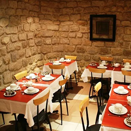 Kraft فندق 4*