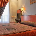 Kraft Hotel Paris